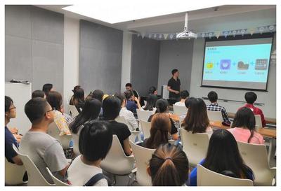 音符與代碼的交響 大學(xué)生走進(jìn)酷我音樂(lè)，體驗(yàn)新時(shí)代企業(yè)文化與網(wǎng)頁(yè)設(shè)計(jì)之美